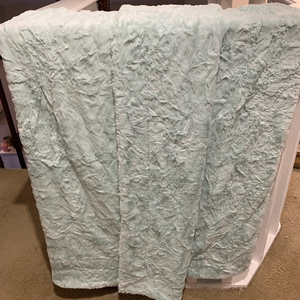 Sew Sweet Minky Blanket